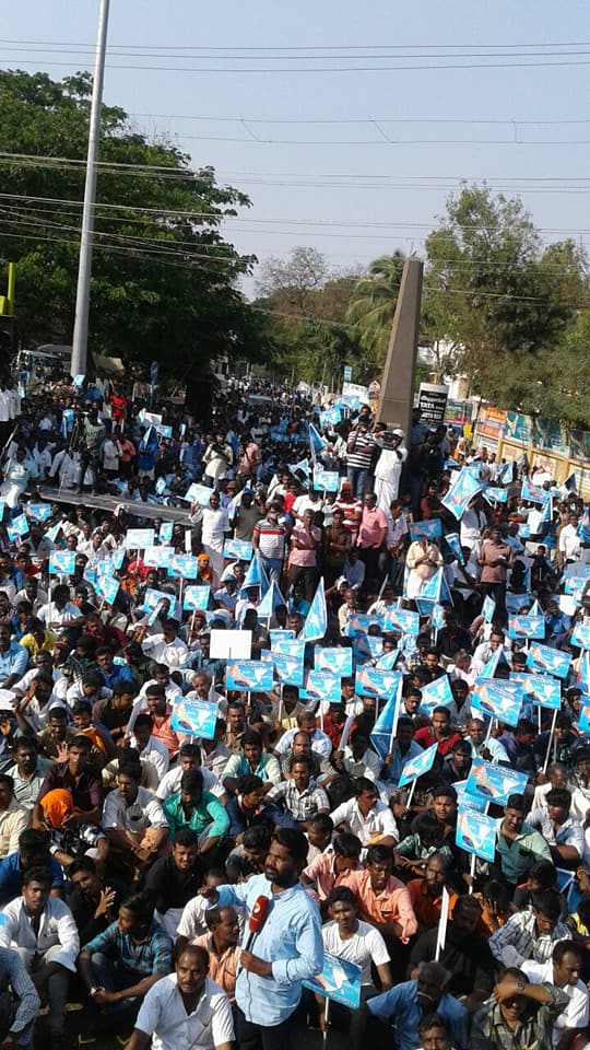 Kanyakumari-people-support-port3