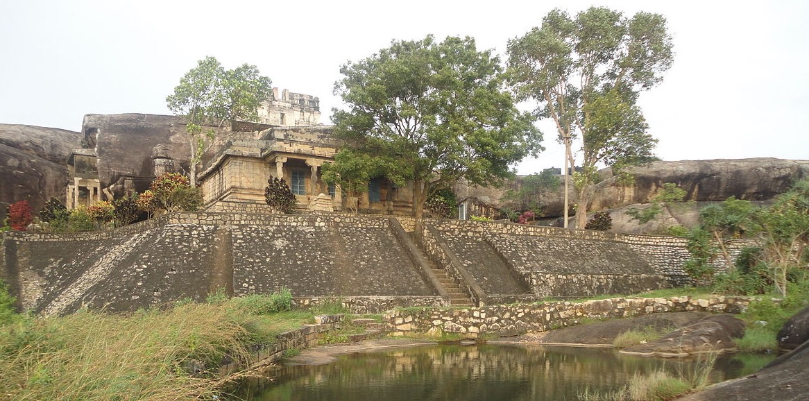 chitharal-malaikovil-cave-jain-temple-kanyakumari
